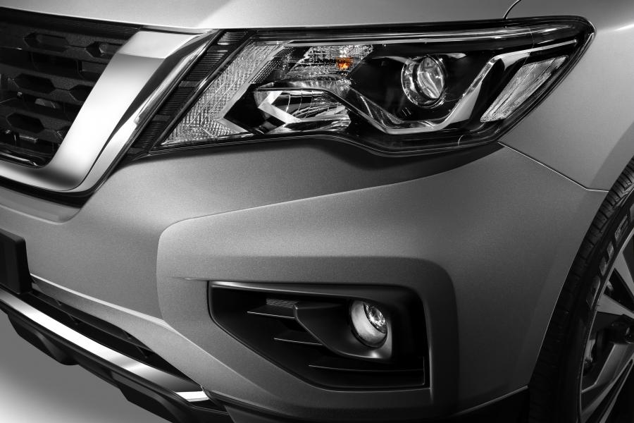 Детали экстерьера Nissan Pathfinder 2017 года  (LA) (фото 18 из 32)